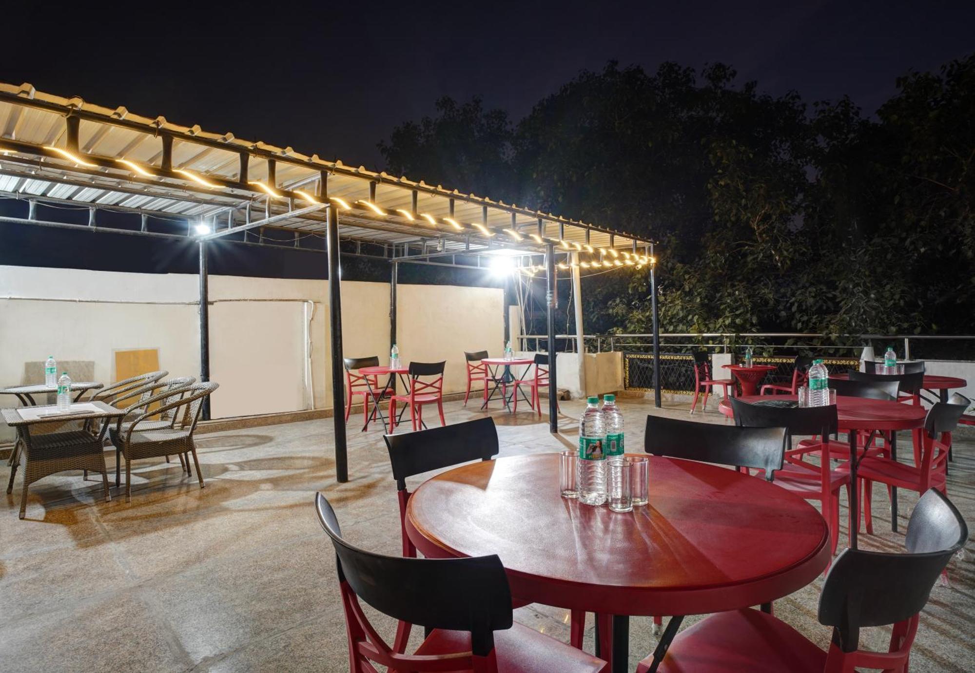 The Hindustan International - Traveller'S Choice Award 2025 Best Of Best Winning Hotel New Delhi Buitenkant foto